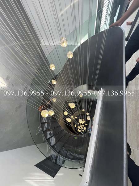 cầu thang xoắn ốc tại hà nội